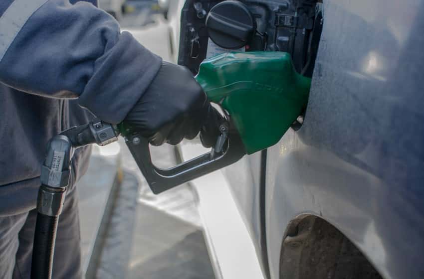YPF aumentó el precio de los combustibles un 4,5%
