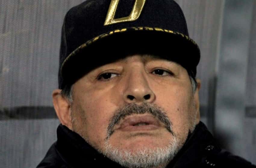 Por razones de salud, Maradona dejó de ser el DT de Dorados de Sinaloa