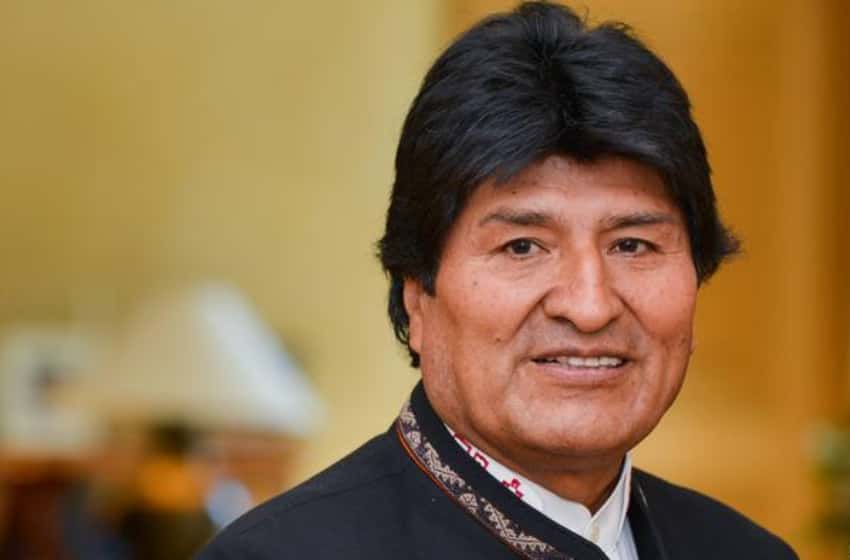 Afirman que Evo Morales se instalaría en Argentina