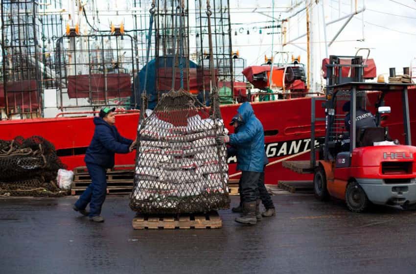 Gremios pesqueros se reunieron tras la suba del dólar y cuestionaron las medidas de Macri