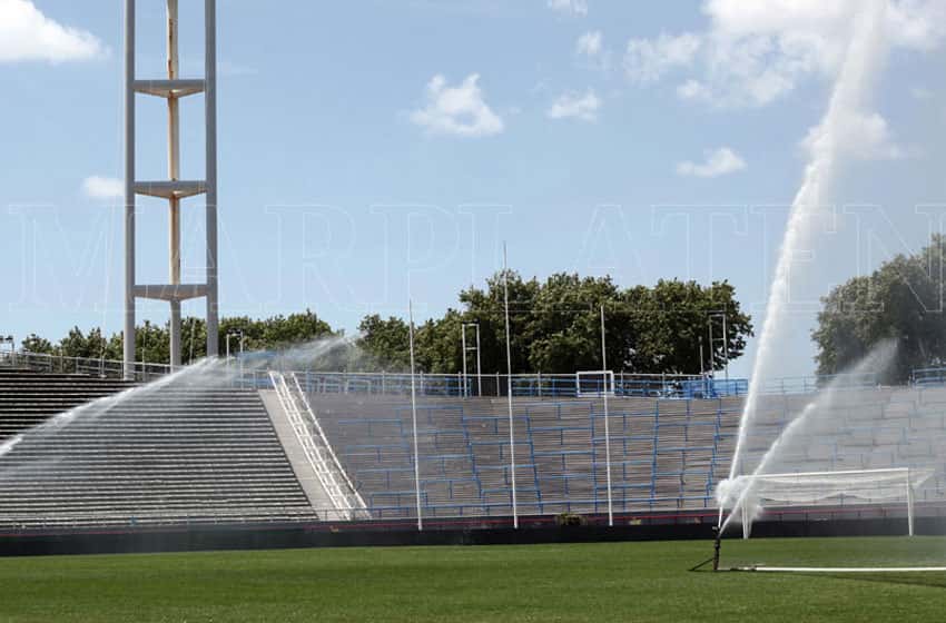 El estadio José María Minella tendrá sistema de riego automático