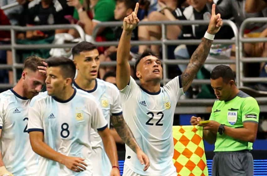 Argentina goleó a México con un triplete de Lautaro