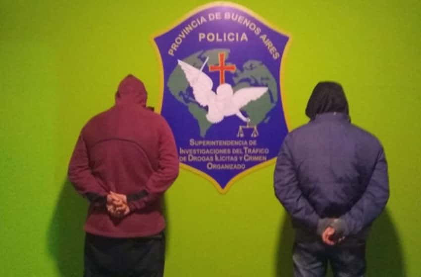 Dos detenidos por venta de cocaína al menudeo en el barrio Alto Camet
