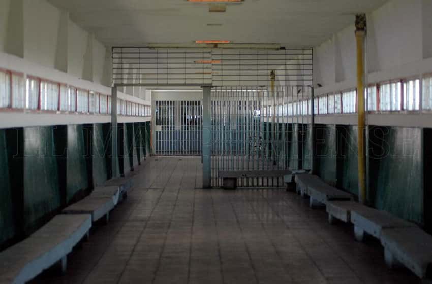 Proponen medidas para evitar contagios de coronavirus en la cárcel de Batán