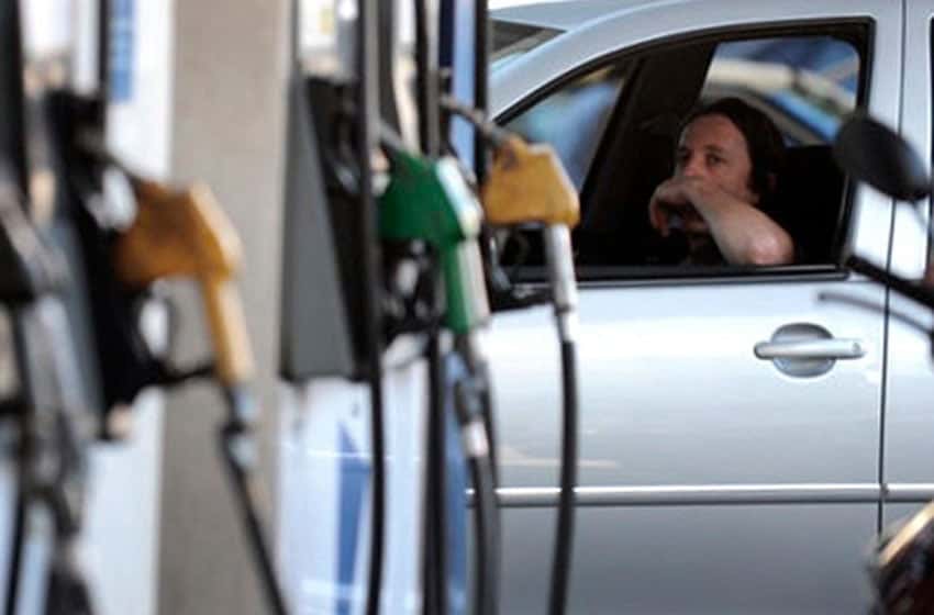 YPF aumentó un 4,5% el precio de sus combustibles