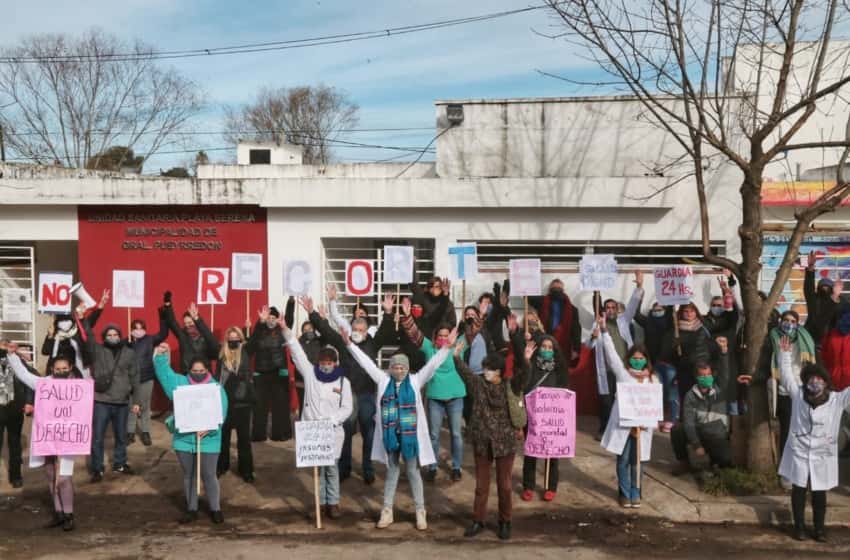 Vecinos de zona sur se manifestaron "ante el recorte de horas de atención" en el centro de salud