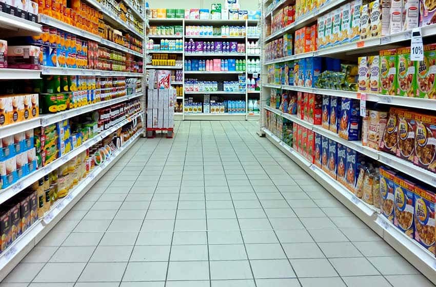 La UCIP rechaza la radicación de supermercados ilegales: "Destruyen a los pequeños y medianos comercios"