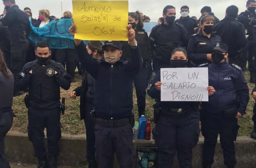 La policía bonaerense niega una acción política detrás de las protestas
