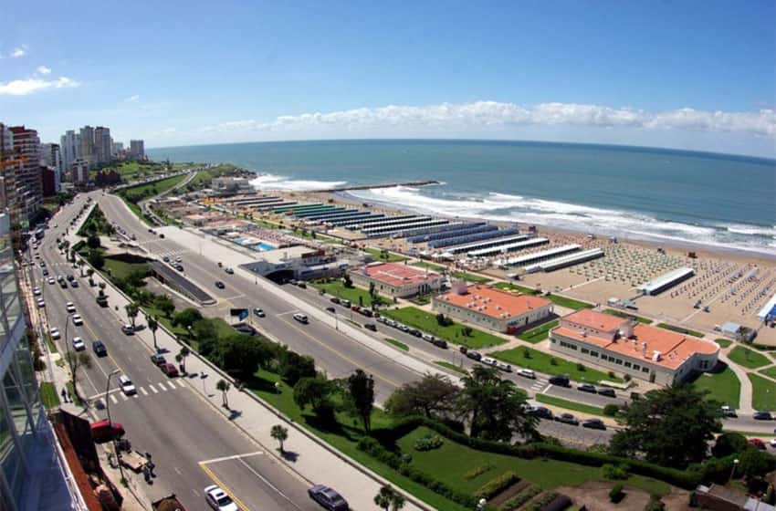 Con protocolo gastronómico, el municipio autorizó la continuidad de los "after beach" en Mar del Plata