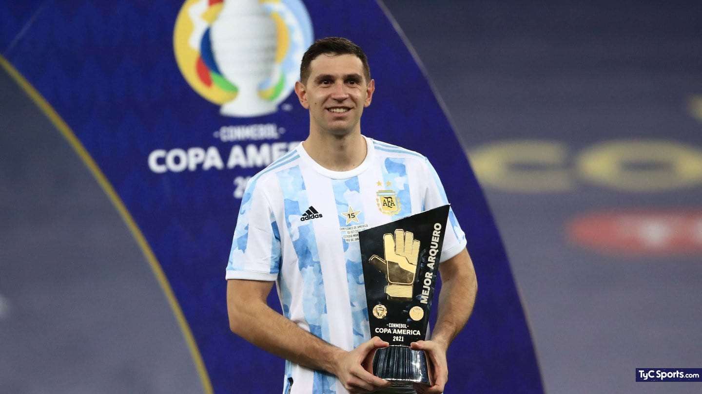 Emiliano Martínez nominado a Mejor Arquero del Mundo