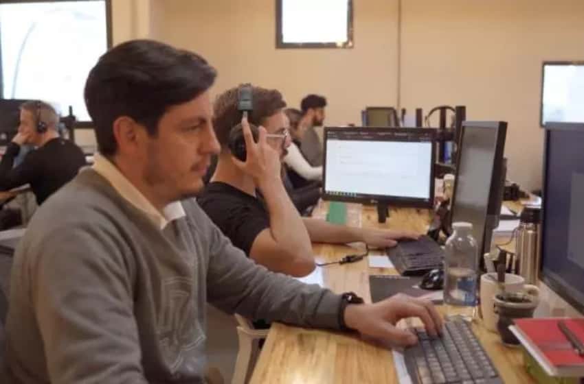 Industria del conocimiento: “En Argentina, sólo en software, faltan cubrir 10.000 puestos al año”