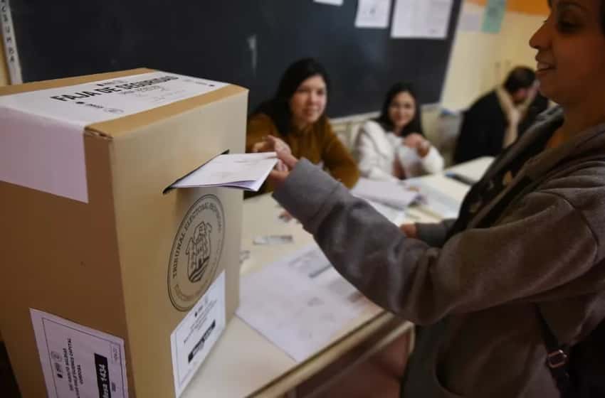 ¿Quiénes están obligados a votar y que se requiere?: Lo que hay que saber de cara a las PASO