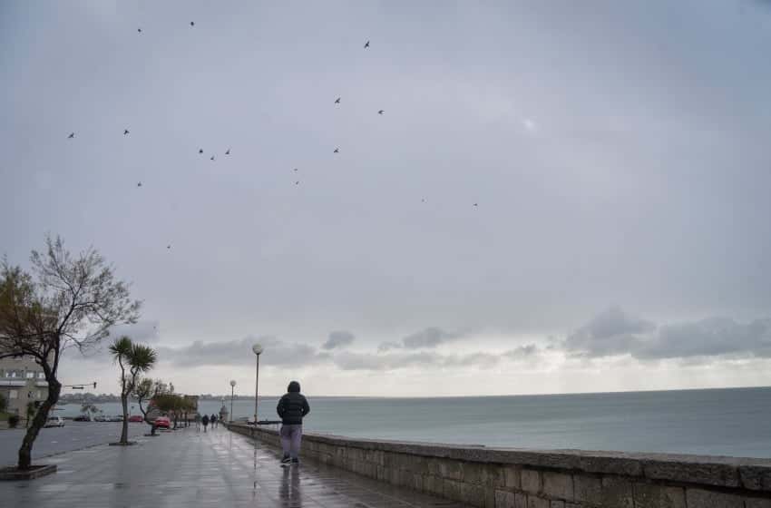 Martes con lluvias y fuertes vientos en Mar del Plata