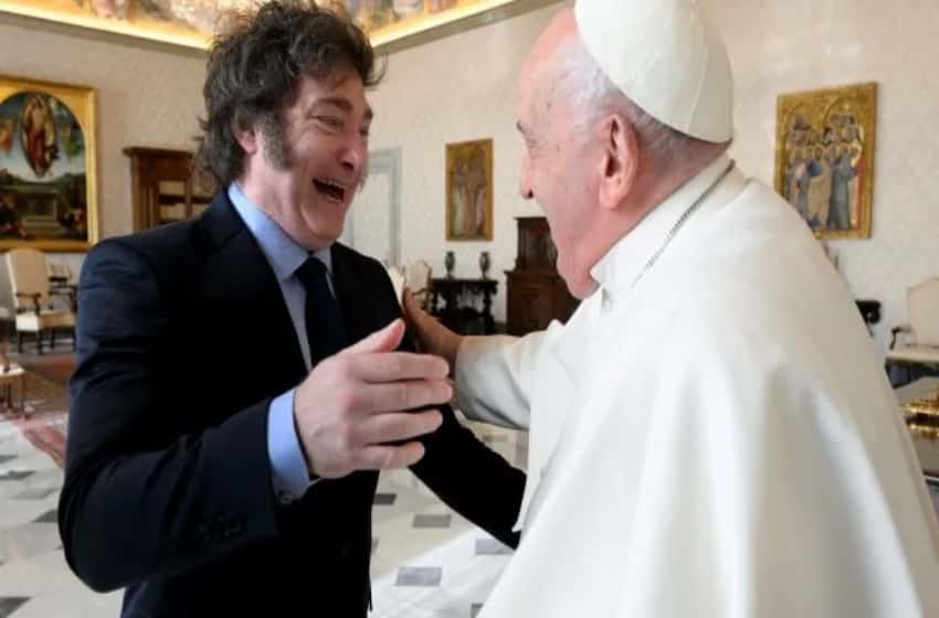 Milei y el papa Francisco se reunieron a solas por más de una hora en el Vaticano