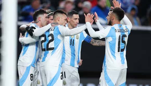 Argentina goleó a El Salvador en el primer amistoso de la fecha FIFA