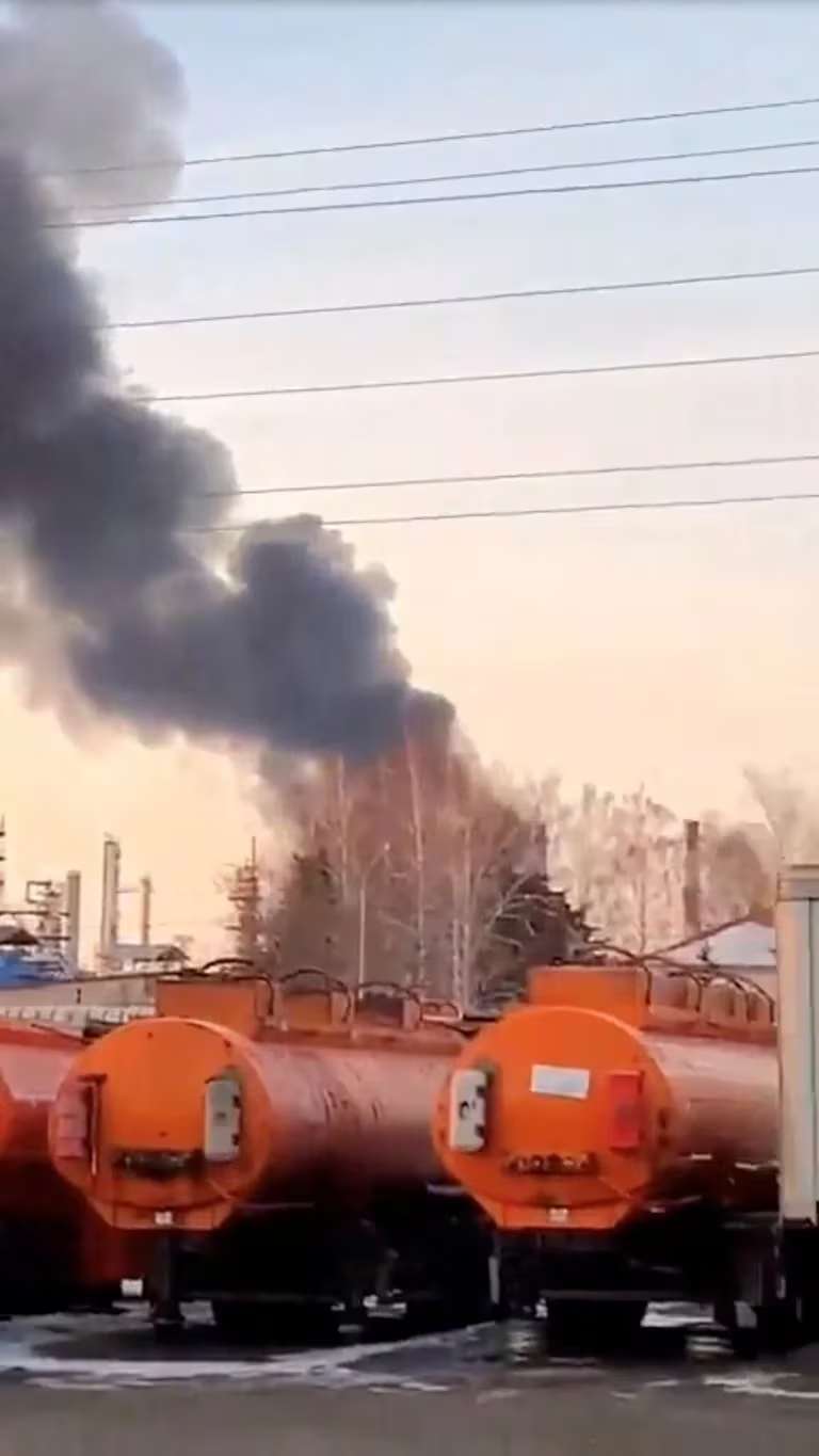 Ucrania atacó Rusia con drones y dañó una de las mayores refinerías petroleras