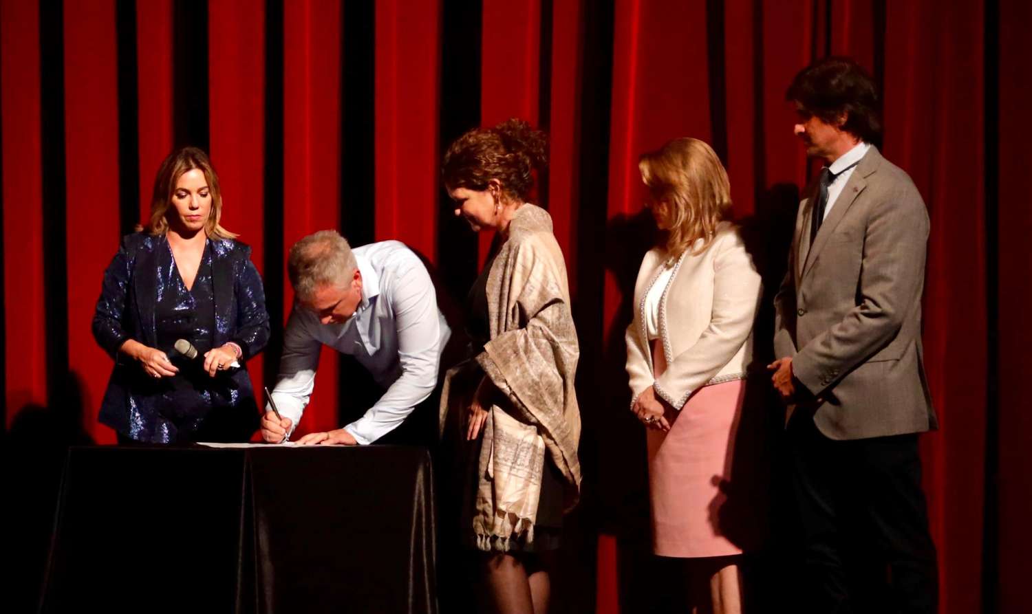 El Tronador firmó acuerdo con el Ministerio de Cultura de CABA