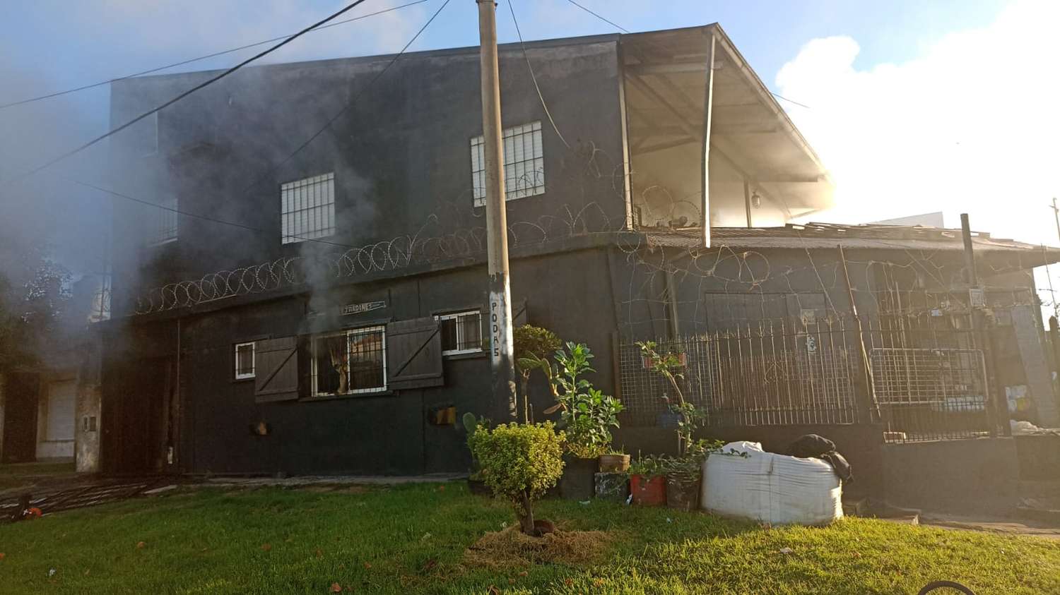 Un muerto en un incendio en vivienda en Cerrito Sur