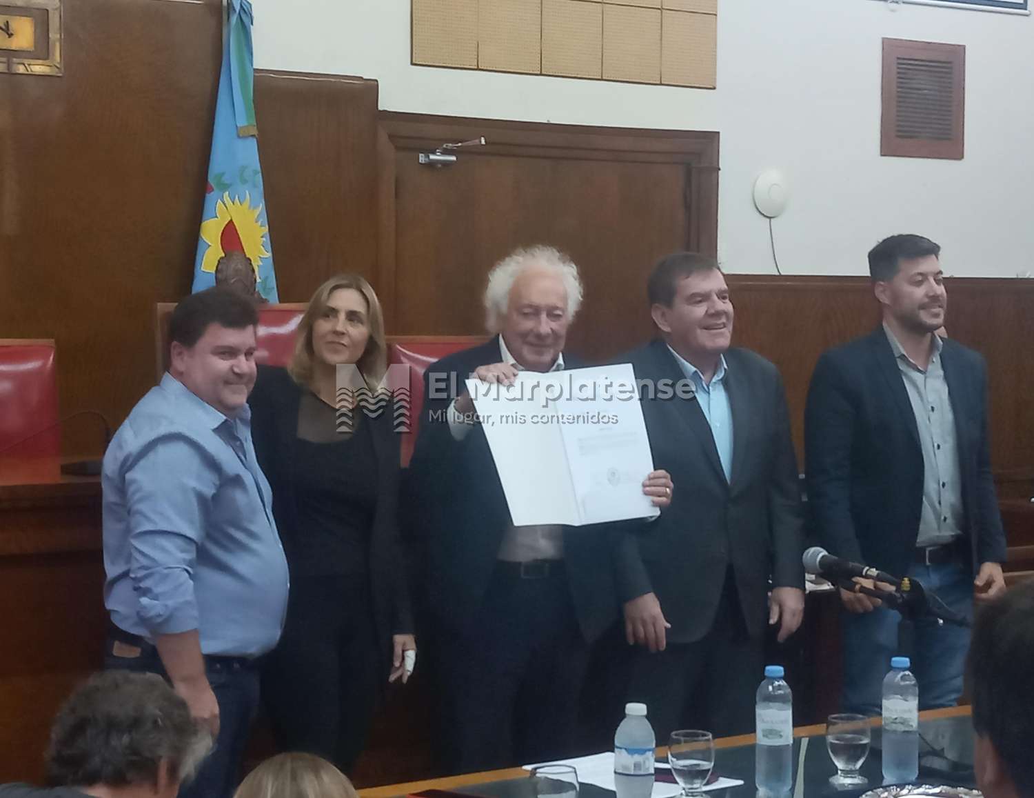 Guillermo Coppola fue reconocido por el Concejo Deliberante de Mar del Plata