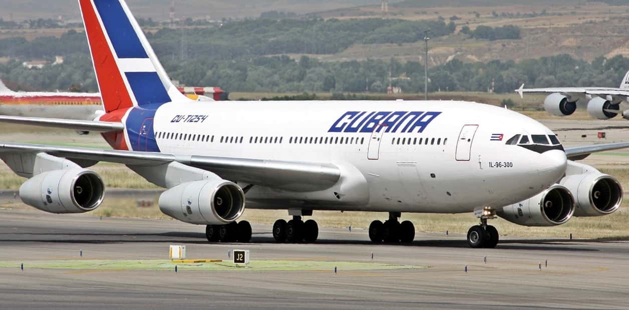 Cuba suspenderá los vuelos de su aerolínea estatal a Argentina