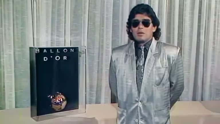 Subastarán el Balón de Oro de Maradona que fue robado hace 35 años