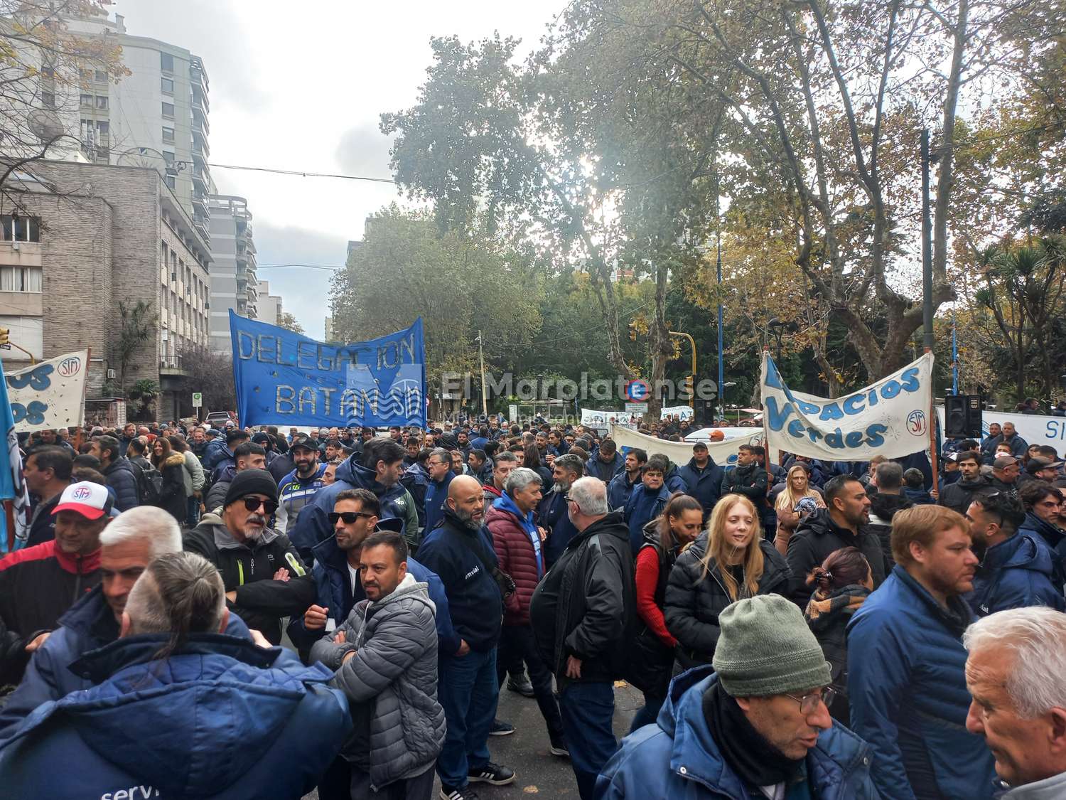 Movilización del STM: más de 4 mil personas protestaron frente al Municipio