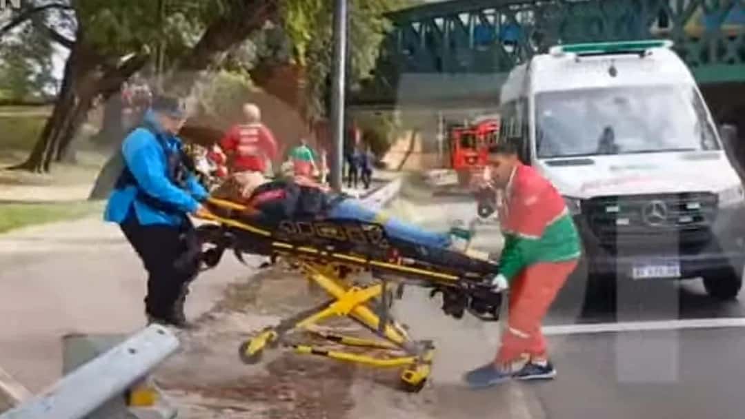 Chocaron dos trenes en Palermo: 16 personas fueron trasladadas con heridas