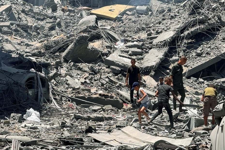 Un centenar de muertos dejó una serie de bombardeos en la Franja de Gaza