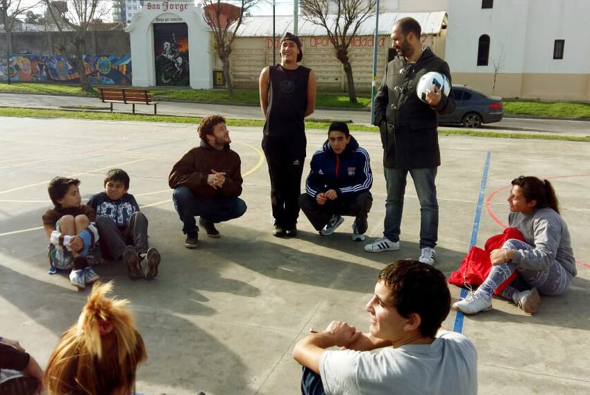 Avanzan los preparativos del programa de fútbol callejero “Pasión de Barrio”