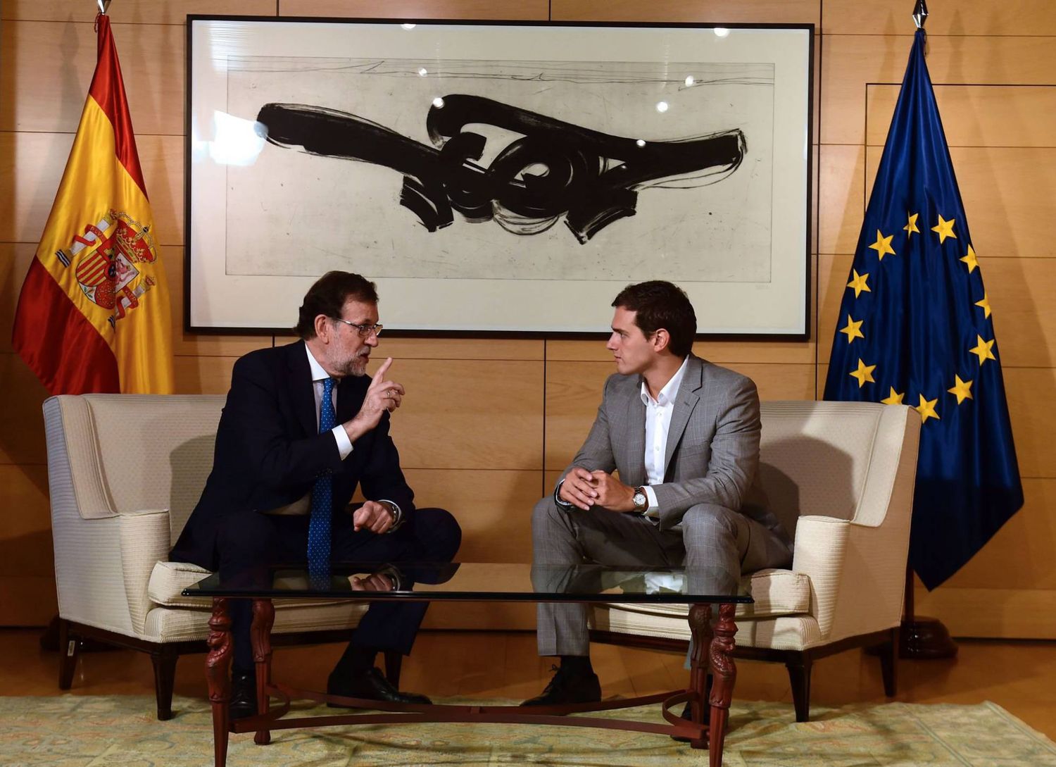 Rajoy ofrece "todo" a Ciudadanos para lograr un apoyo
