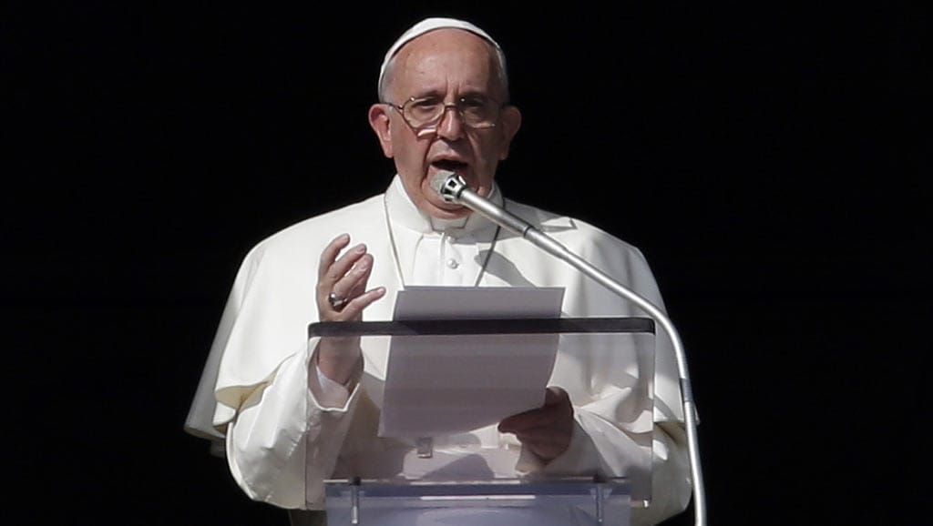 El papa prometió "tolerancia cero" por los abusos sexuales de sacerdotes
