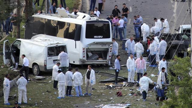 Ascienden a seis los policías muertos por el atentado en Turquía