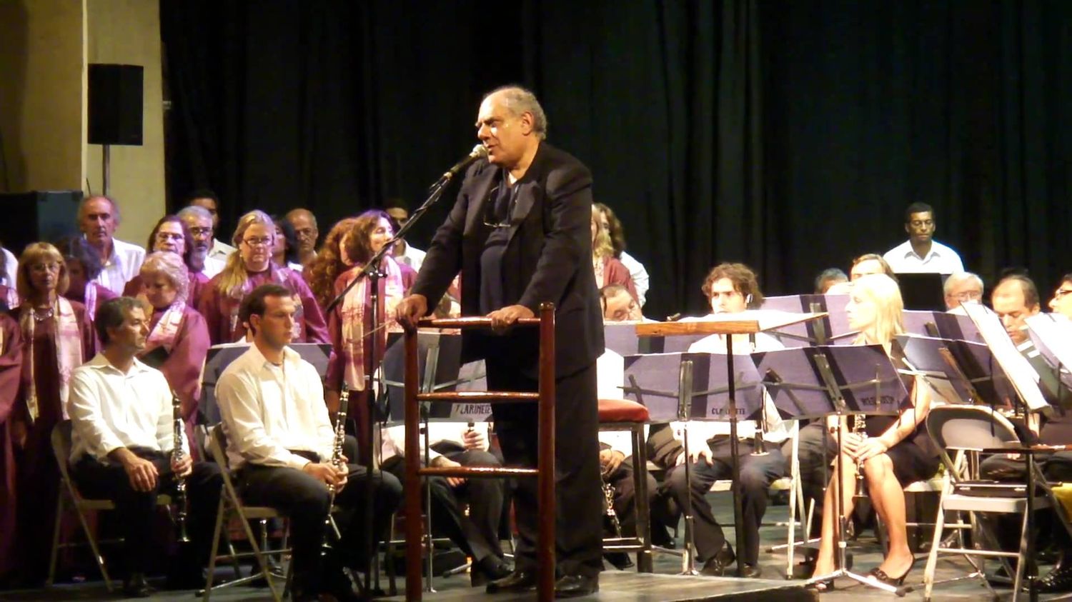 Apartaron de la Orquesta Infanto Juvenil a Guillermo Becerra