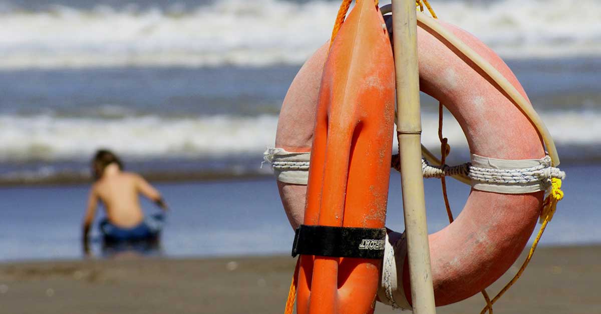 Guardavidas privados empiezan este domingo su actividad en las playas