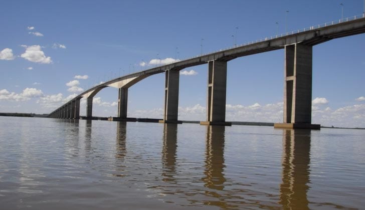 Estudian construir un nuevo puente binacional con Uruguay