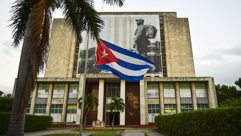 Despiden a Fidel Castro en la Plaza de la Revolución