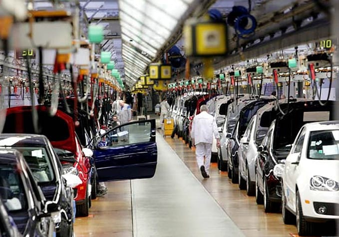 La producción de automóviles cayó un 14,2%