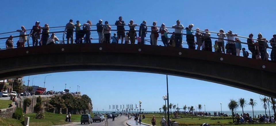 Sindicatos y empresarios locales solicitan restituir los feriados puentes