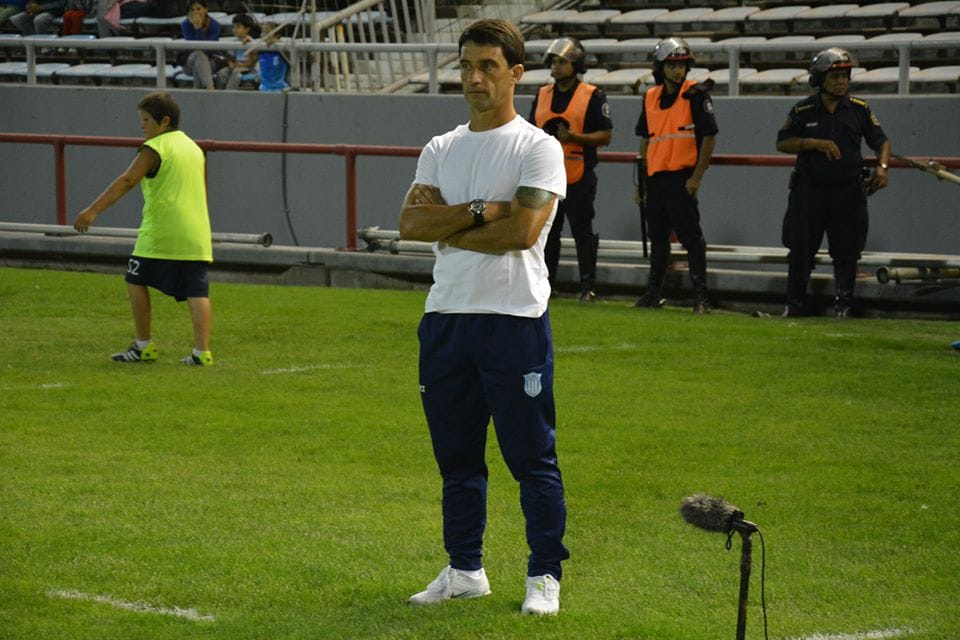 Gustavo Noto se convirtió en el nuevo entrenador de Alvarado