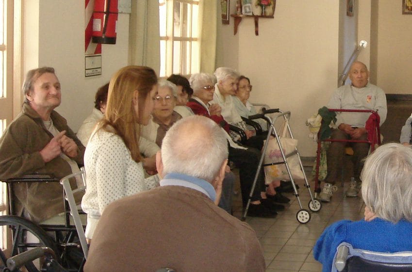 Impulsan un proyecto para que Montenegro mejore la situación de los geriátricos