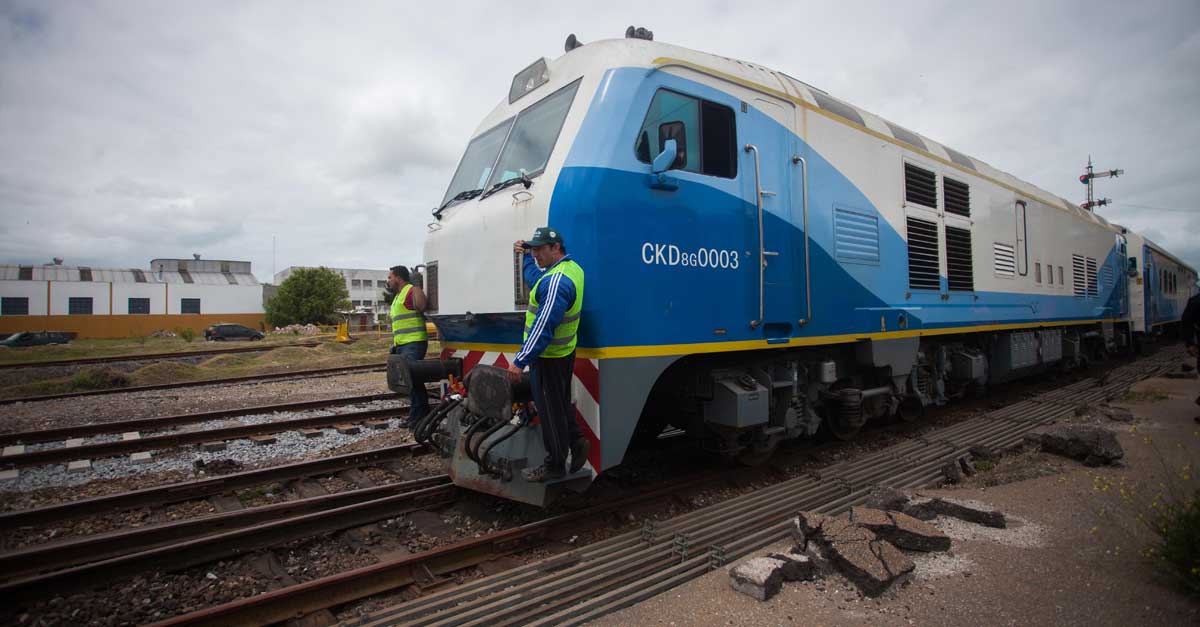 Vidal prorrogó por 90 días el traspaso de Ferrobaires a Trenes Argentinos