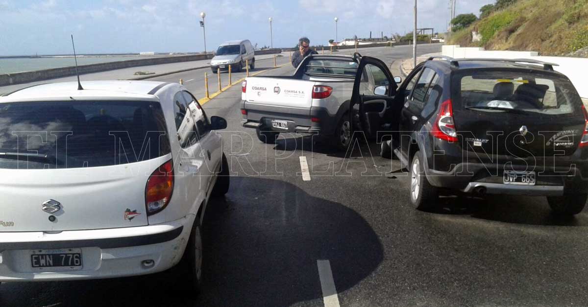 Dos heridos por un triple choque en Gascón y la costa