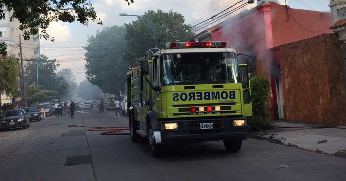 Se incendiaron un local y una vivienda en el barrio Nueva Pompeya