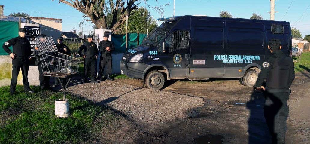 Detuvieron a cuatro personas por venta de droga en La Herradura