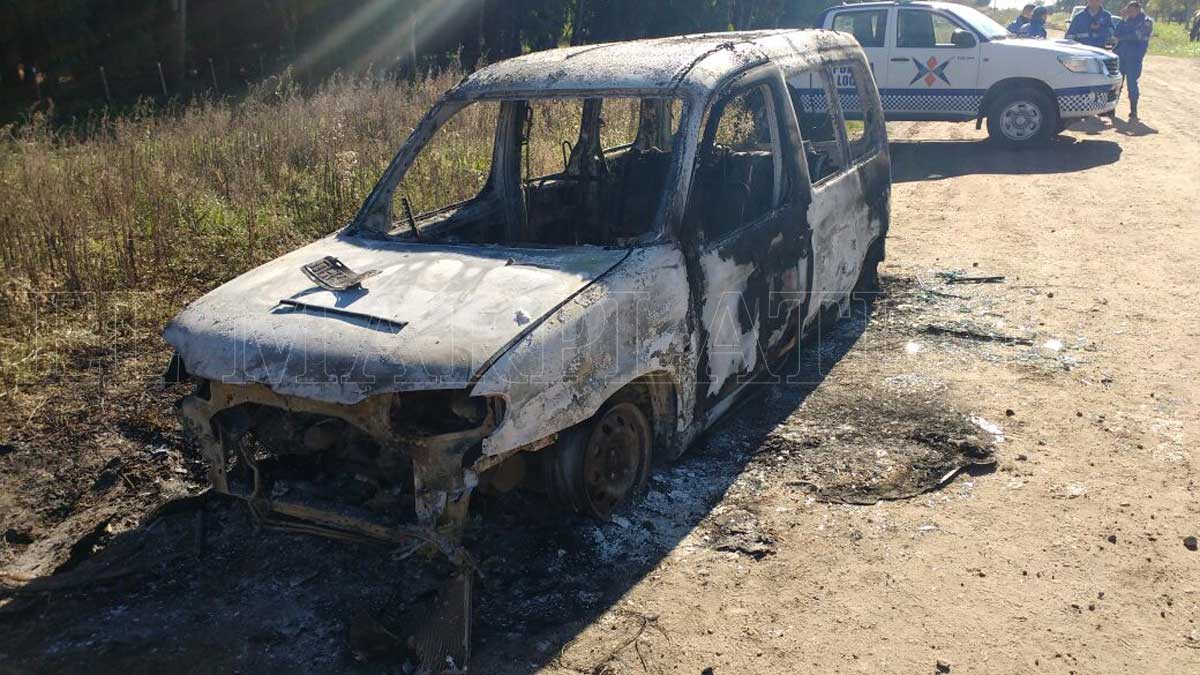 Encontraron quemada la camioneta de la pareja de ancianos asesinada