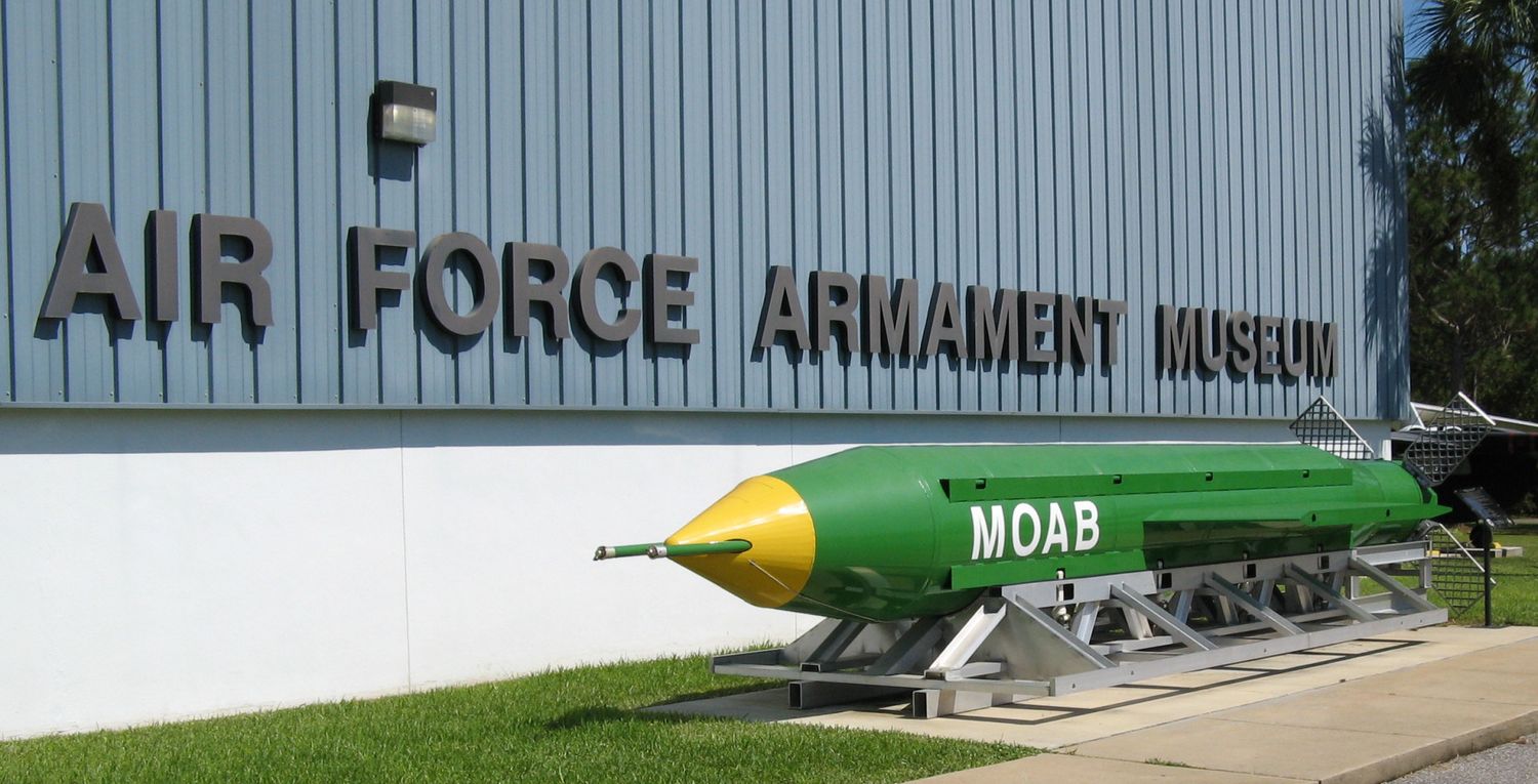 Estados Unidos lanzó “la madre de todas las bombas” en Afganistán