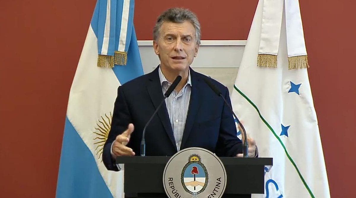 Macri tomó juramento a los nuevos ministros de su gabinete