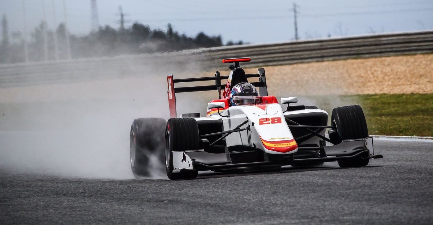 Buena actuación de Marcos Siebert en el test GP3 de Barcelona