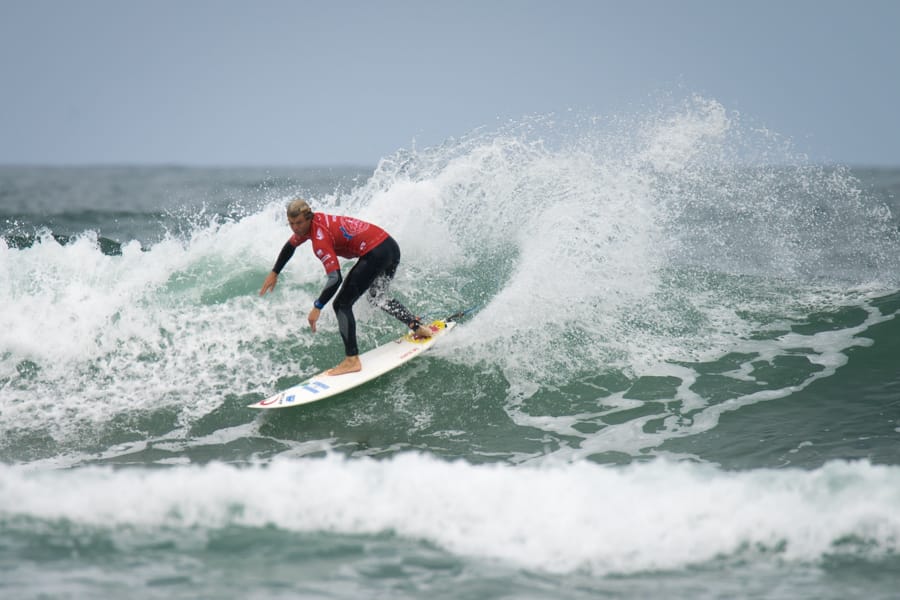 Mundial de Surf: Lele y Federico Usuna avanzaron a segunda ronda
