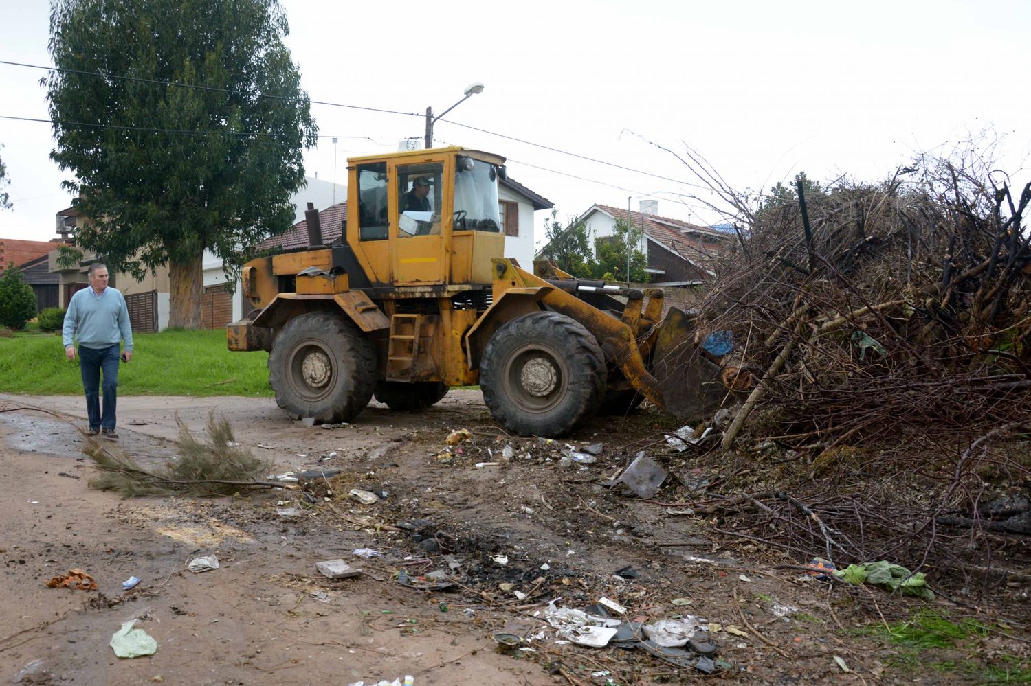 Recogieron 95 toneladas de basura en el barrio Juramento